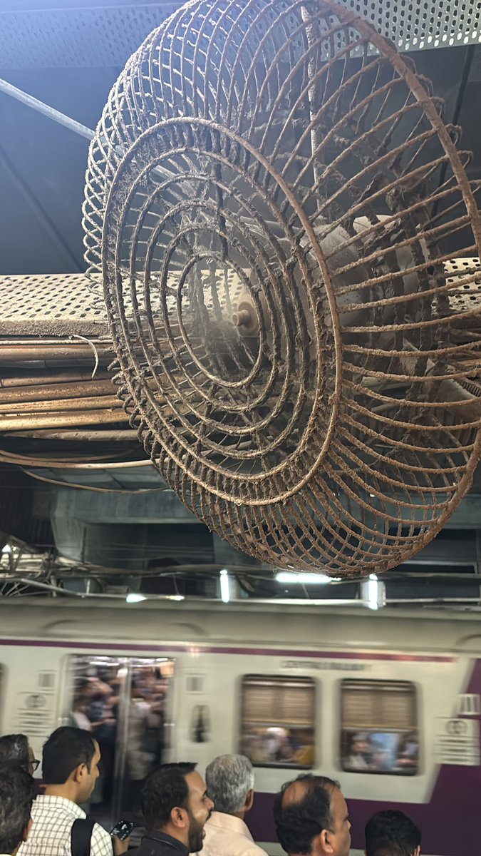 A fan on the central railway. When was it last cleaned? Is that even on the list of things to do 😝