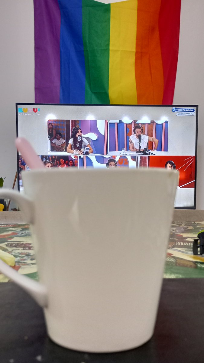 Ysinembarg0's tweet photo. EL CAFEEEEEEEEEEEEE ESTA LISTO EN LA MESA ahno
SIEMPRE BANCANDO, LXS ADOROOOOOO

#PATRIAYFAMILIA @patriayfamilia_ https://t.co/8bariOFMPY