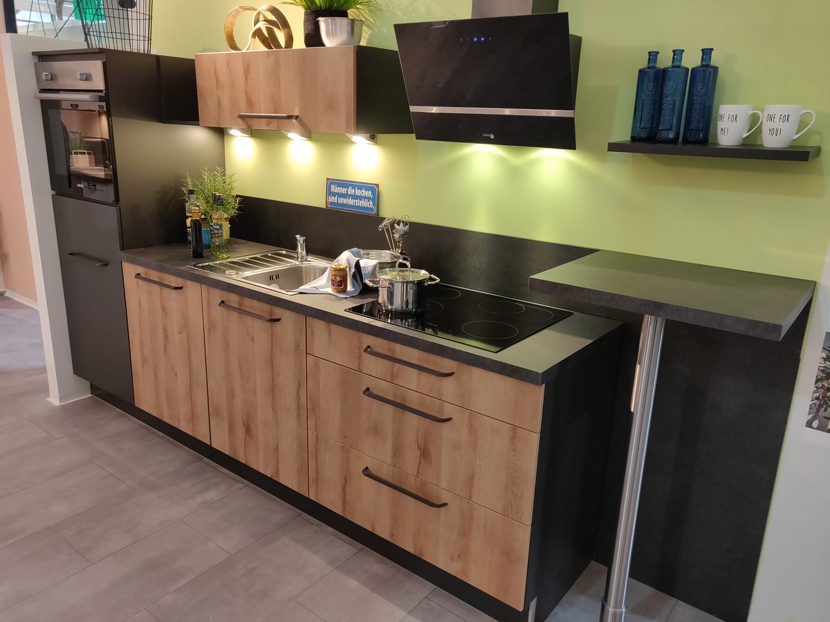 inOneKuechen's tweet photo. Entdecke unsere moderne und platzsparende Küchenlösung – perfekt für jedes Zuhause! 🌿✨ Hochwertige Materialien, stilvolles Design und clevere Details machen Kochen zum Erlebnis.
➡Hol dir den Look nach Hause- https://t.co/4FRwskytE4

#Küche #Küchendesign #Kücheninspiration https://t.co/FOGQFS03Wa