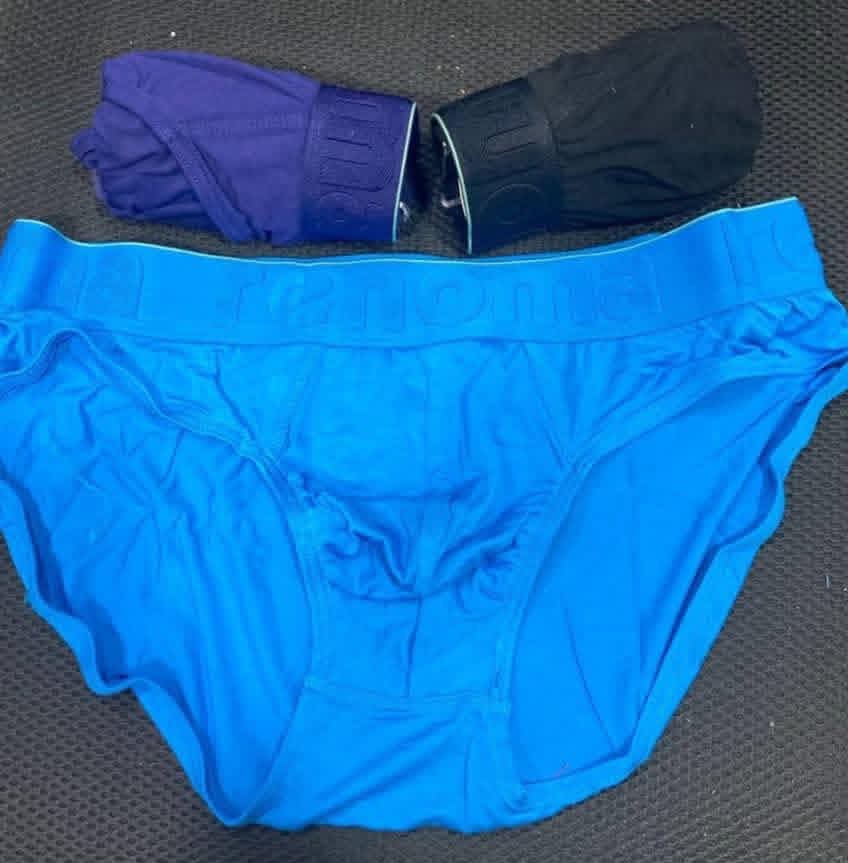 Khmer rosso tweet media