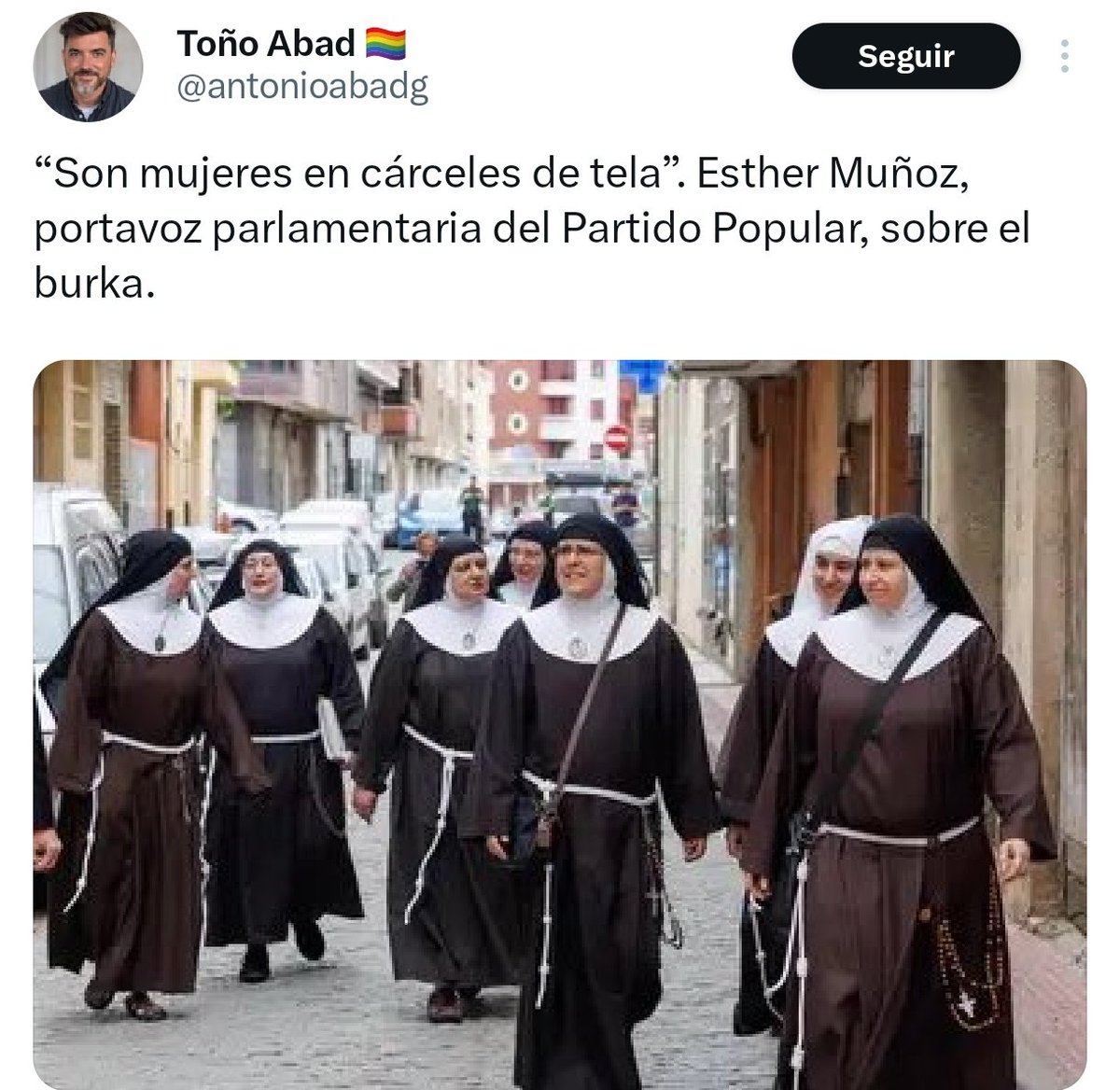 Mitad parásito, mitad subnormal.