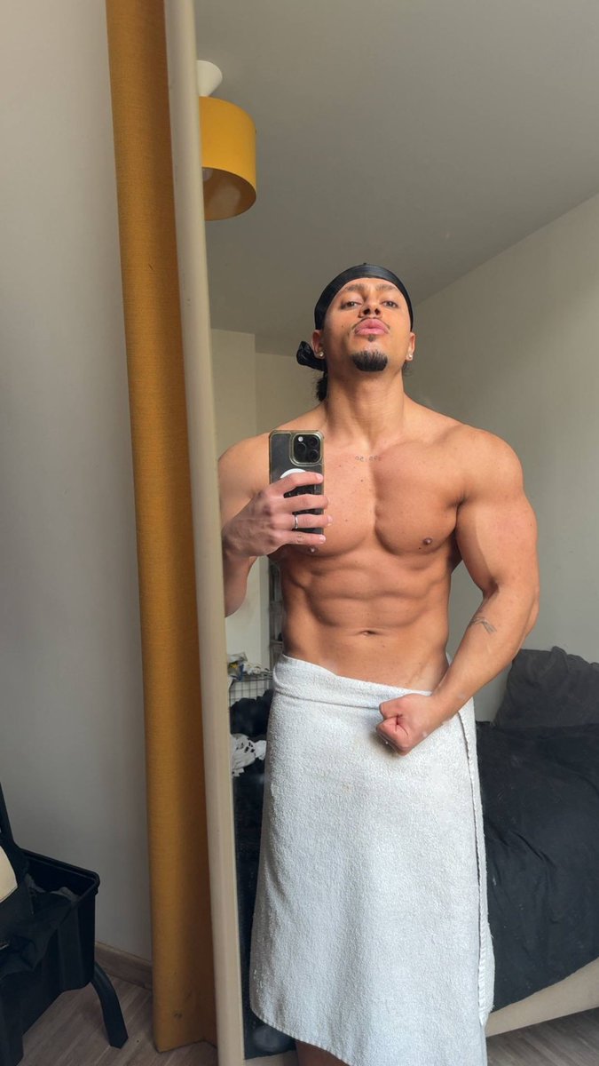 Noah tweet media