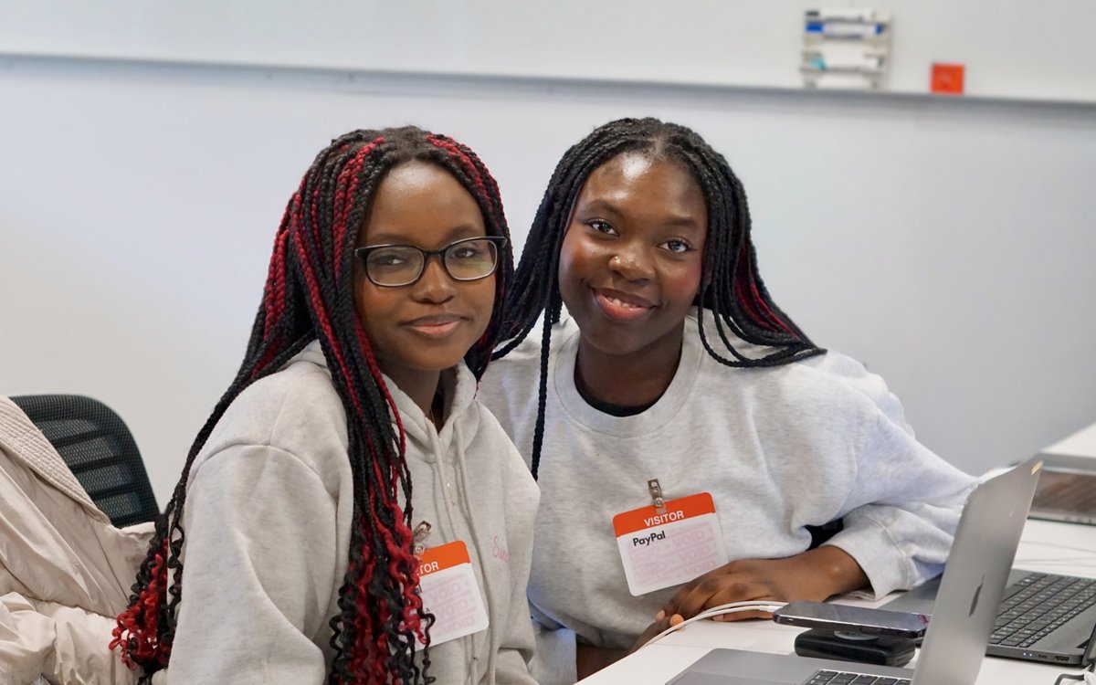 TeenTurn's tweet photo. Spotlight on @PayPal today & their supports as part of #PayPalCommunityImpact which empower us to increase the numbers of female engineering & technology entrepreneurs through afterschool programming thats includes @technovation & our commercialization activities. #BuildBrave https://t.co/pfJc8nu85T