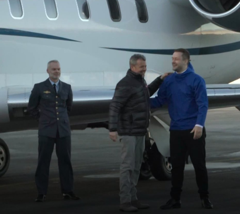 JoelTheDane's tweet photo. KING FREDERIK X OF DENMARK arrived in Greenland, where he was greeted at the airport by Greenlandic PM Jens-Frederik Nielsen.
🇩🇰🇬🇱
#Greenland #StillNotForSale https://t.co/uorU0W9XTL