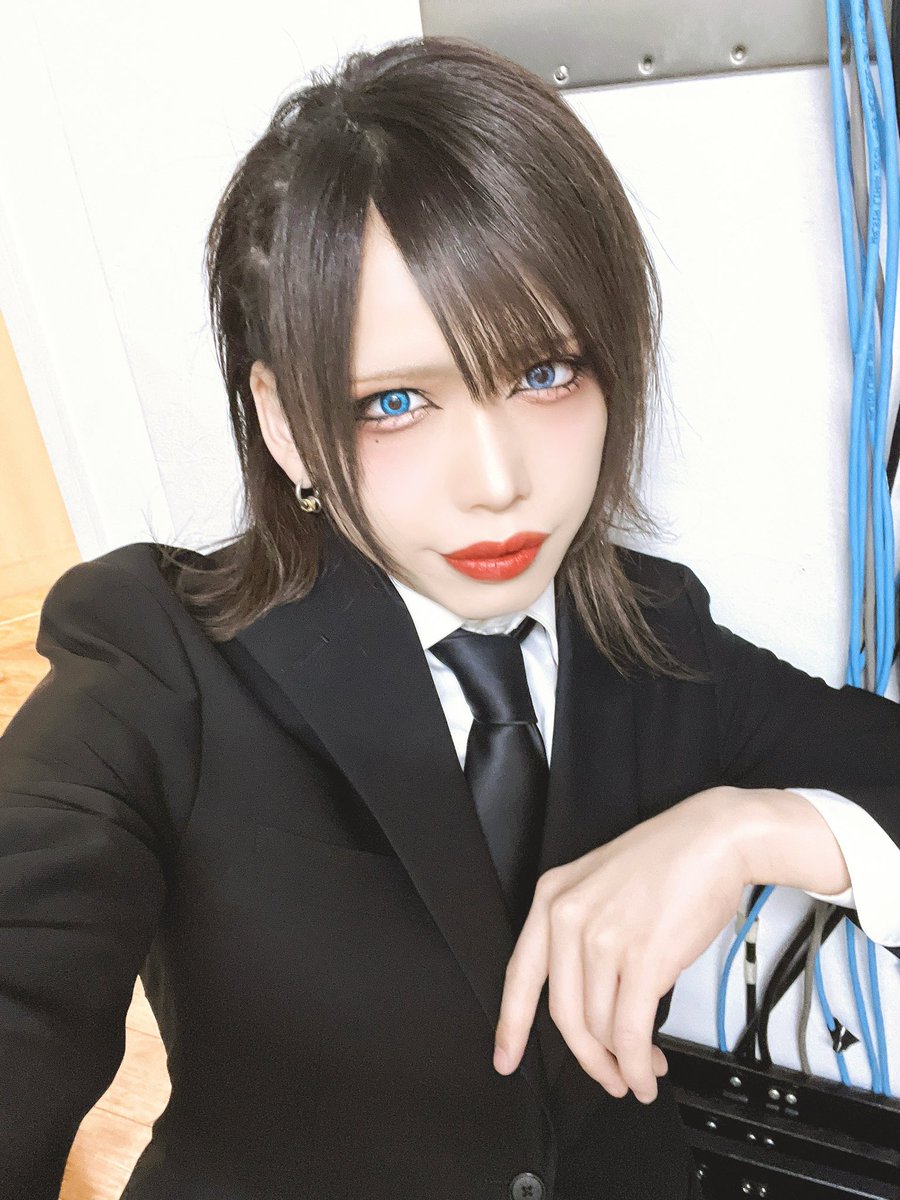 高田馬場club phaseありじゃむ🍓
『ご馳走様でした』ツアー４本目。
"今日で朽ちても良い"という気持ちでぶつかっていっている。
後悔しないように、とは多分そういうことだと思ってる。
伝わってるかい？
残り１ヶ月の命、燃やして生きる。

最後のphase、お世話になりました。