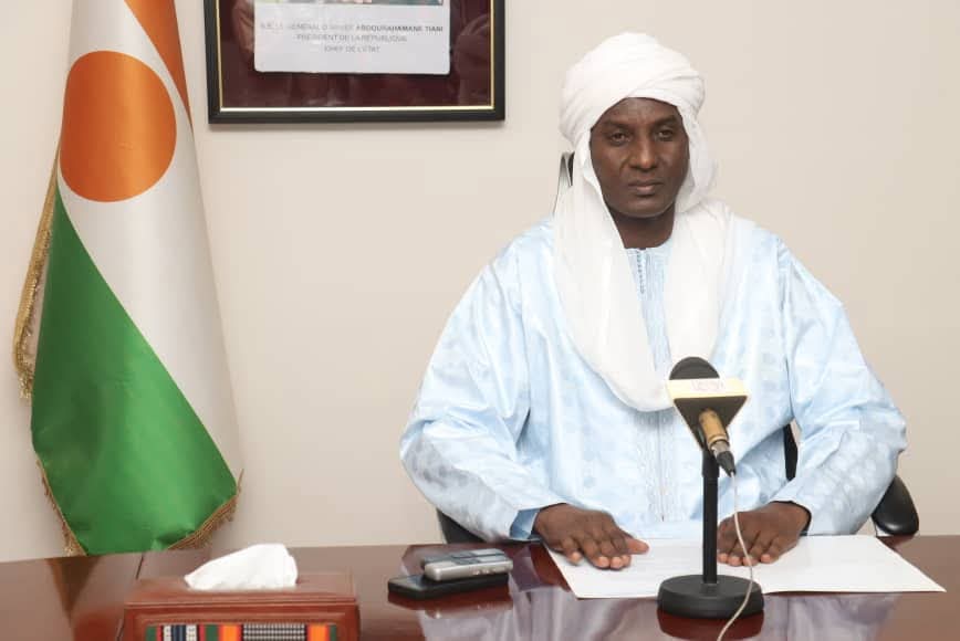 #Religion_Politique
Niger : l’unité nationale au cœur du Ramadan

Le Premier ministre a encouragé les citoyens à multiplier les actes de piété et de bienfaisance, formulant le vœu d’un renforcement de la paix et de l’unité au sein du pays.
Lire la suite:👇🏿
nouvellesafrique.com/niger-lunite-n…