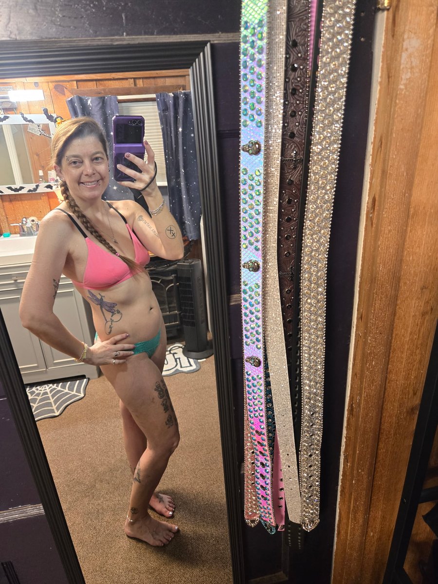 Good morning from your favorite bi TX hotwife