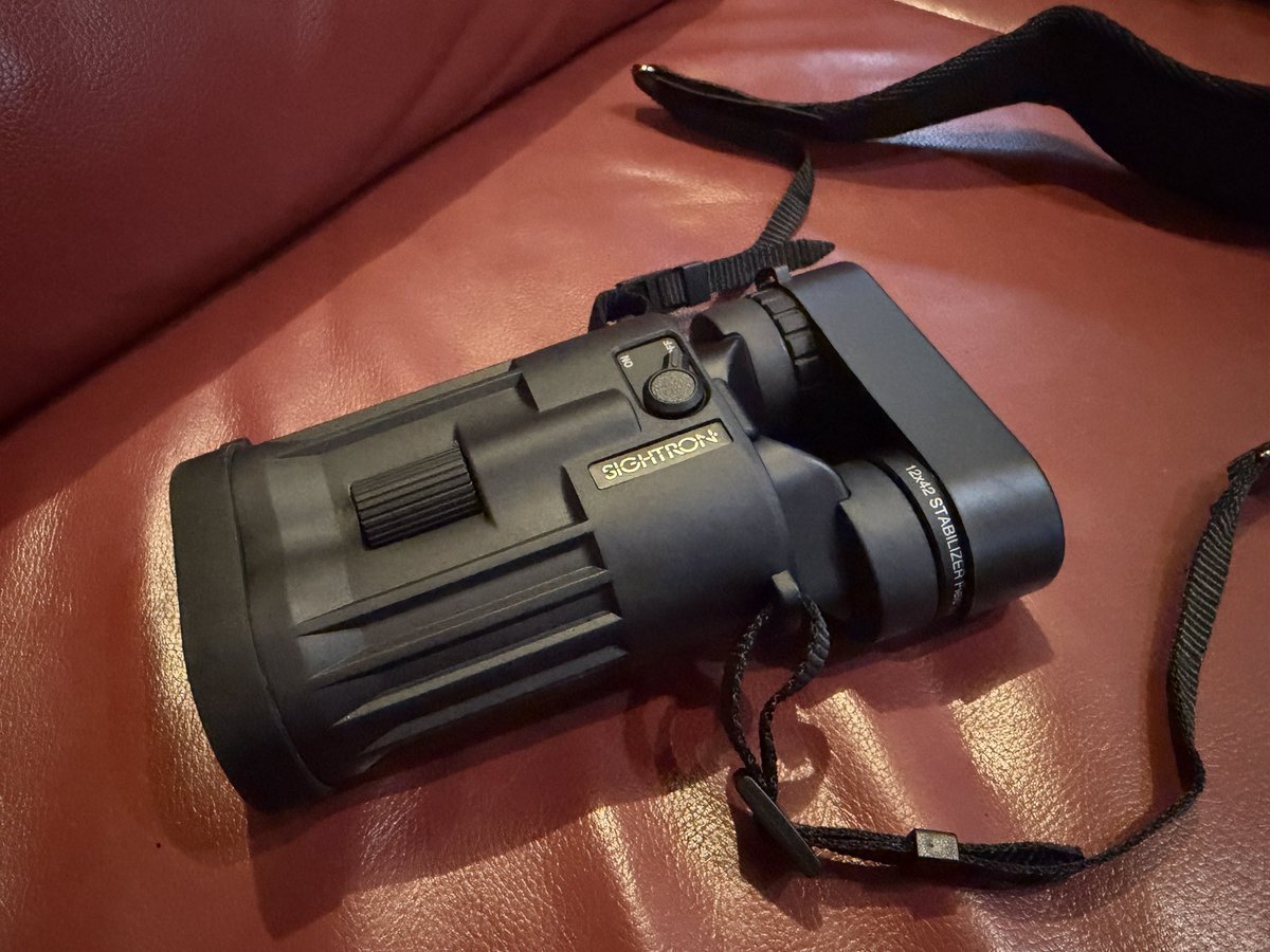 DJよっしー tweet media