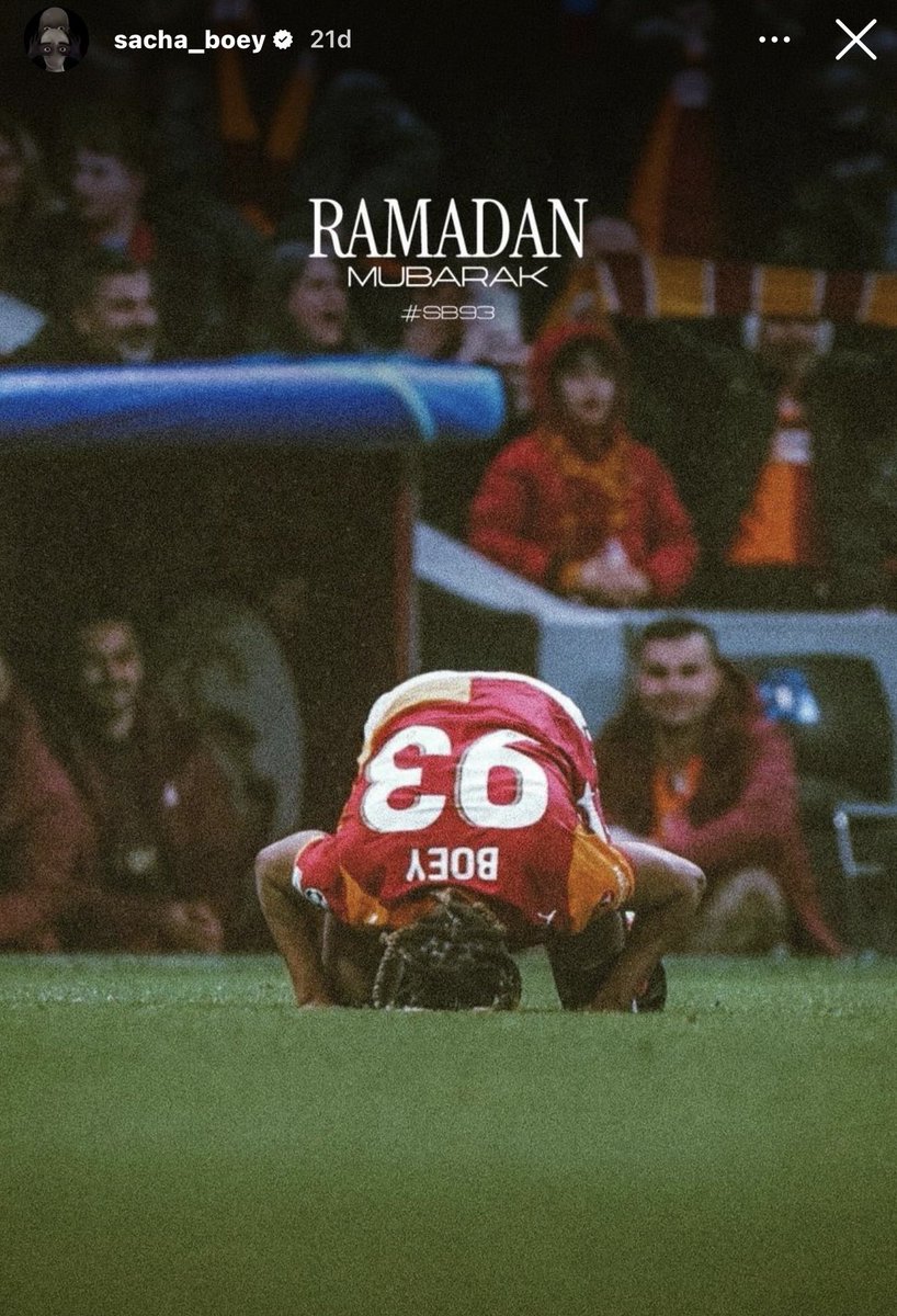 Sacha Boey: "Ramazan mübarek olsun."