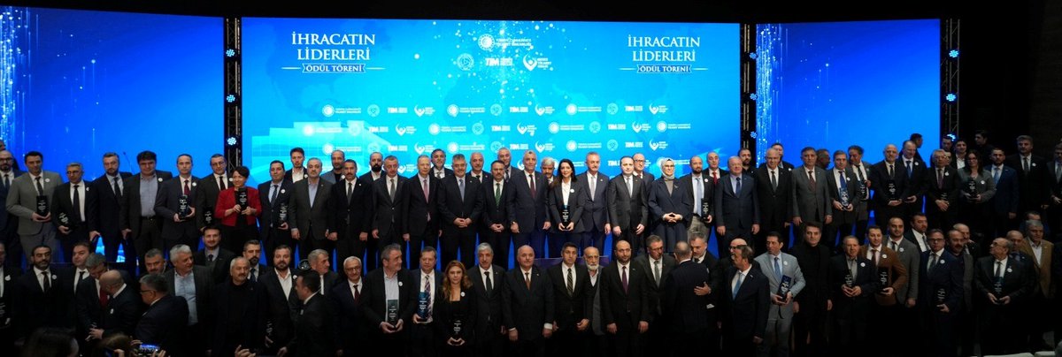 Gebze Ticaret Odası İhracatın Liderleri Ödül Töreni, Ticaret Bakanı Sayın <a href="/omerbolatTR/">Prof. Dr. Ömer Bolat</a>, Ticaret Bakan Yardımcılarımız Sayın <a href="/mustuzcu/">Mustafa Tuzcu</a> ve Sayın Özgür Volkan Ağar’ın teşrifleriyle gerçekleştirildi.

Genel Müdürümüz Sayın Fatih Tuğrul Topaç’ın katılım sağladığı programda, ülkemizin