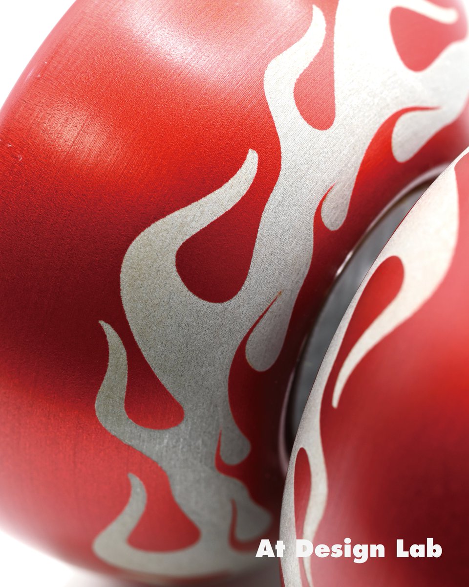 atdesigntokyo's tweet photo. The flame never died.
Even as times change and trends shift, this flame will never go out. Because it's not just a pattern on metal, it's the will lit within our hearts.
#yoyo #ヨーヨー #atdesignlab #hspin #pyro20th https://t.co/2bPiqj8jJN