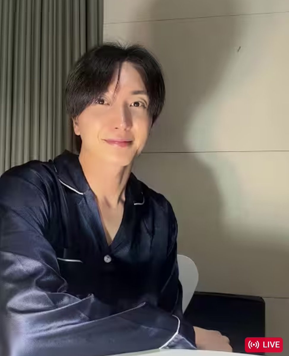 시크리슈❤ tweet media