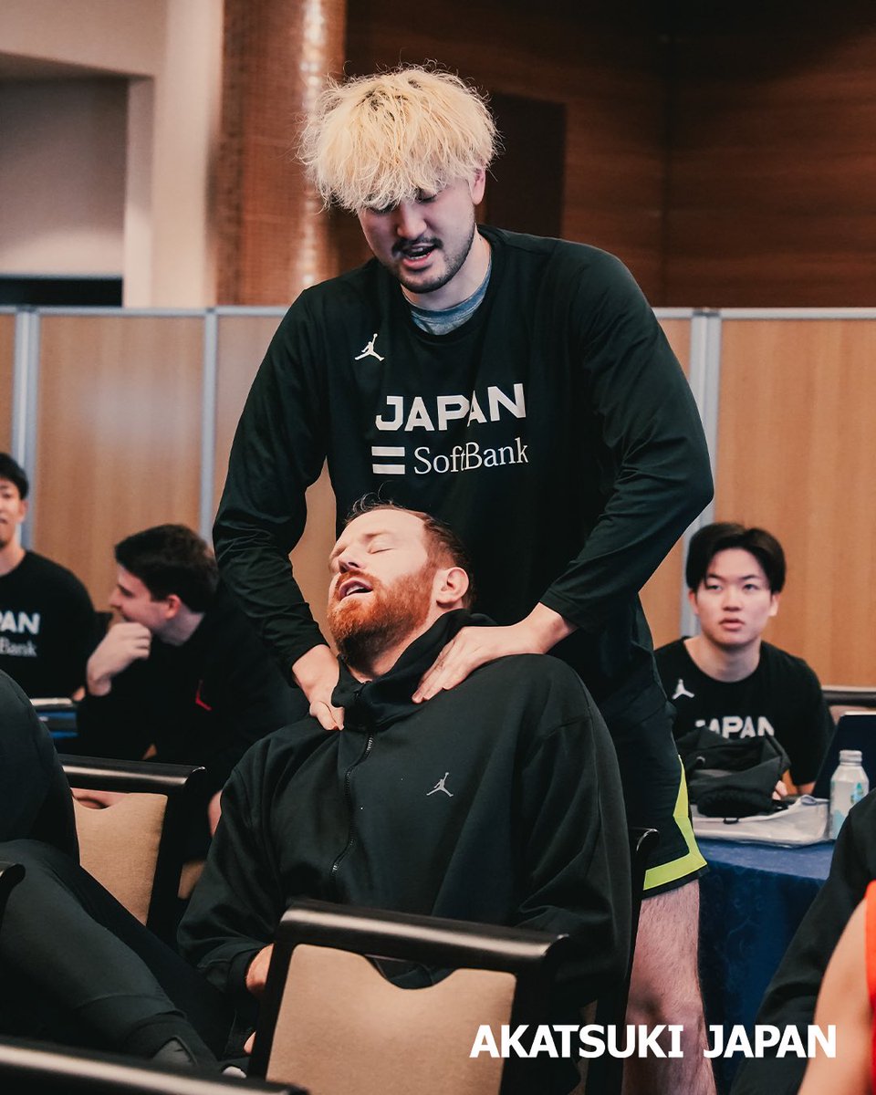 ゴッドハンド・マイキー💆

#川真田紘也 
#AkatsukiJapan
#FIBAWC x #StepItUp