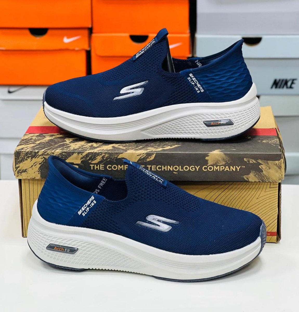 dinero_crocs's tweet image. + Comfy sneakers 

🏷️— N32,000

Location Kaduna—worldwide delivery.
WhatsApp: 08063769764