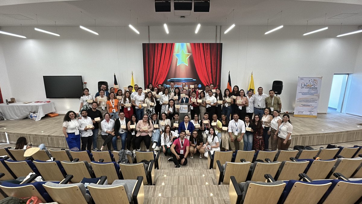 UniversidadUNAD's tweet photo. #NotiUNAD | 🚀🏆 El Desafío INNCUNAD ganó el Rubica Awards 2025 en la categoría “Impacto que Escala”

La UNAD fue reconocida por fortalecer emprendimientos con impacto real en los territorios, formando capacidades en comercialización, marca y posicionamiento para llevar ideas al siguiente nivel.

👉 Conoce cómo el Desafío logró este reconocimiento internacional y descubre cómo participar en INNCUNAD 2026 en la nota completa: https://t.co/3uFIbXaTAa