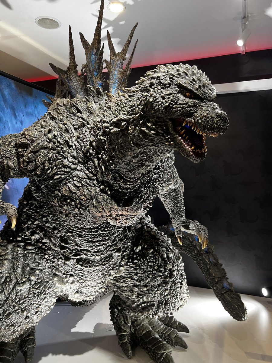 台北ポケモンセンター✨
←若い　　　年上→