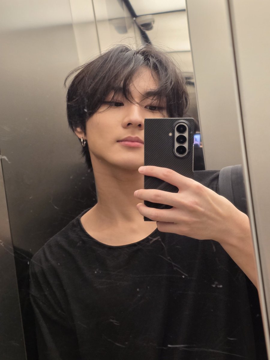 i could lock him up in that damn elevator with how much i #love how he looks in there...