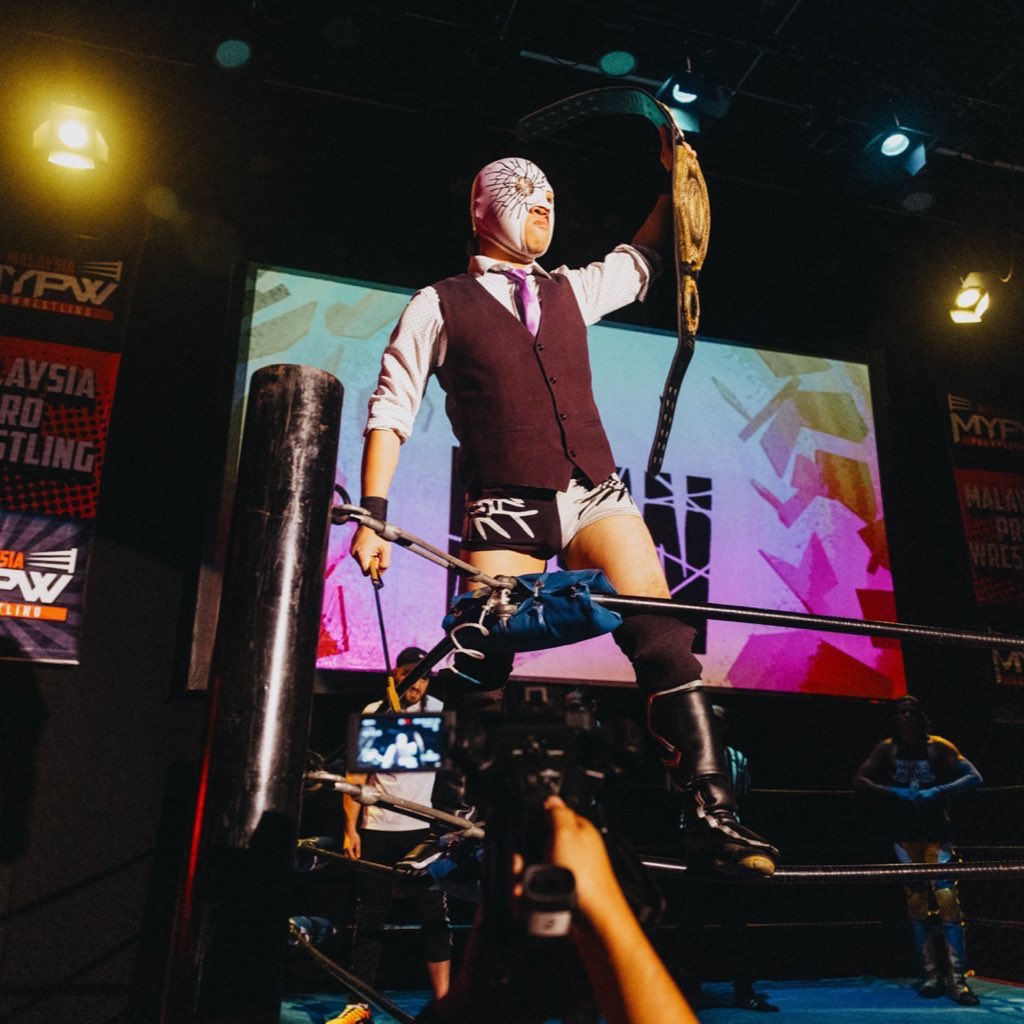 Cornelius LOW コーニリアス ロー 🛎🤼 tweet media