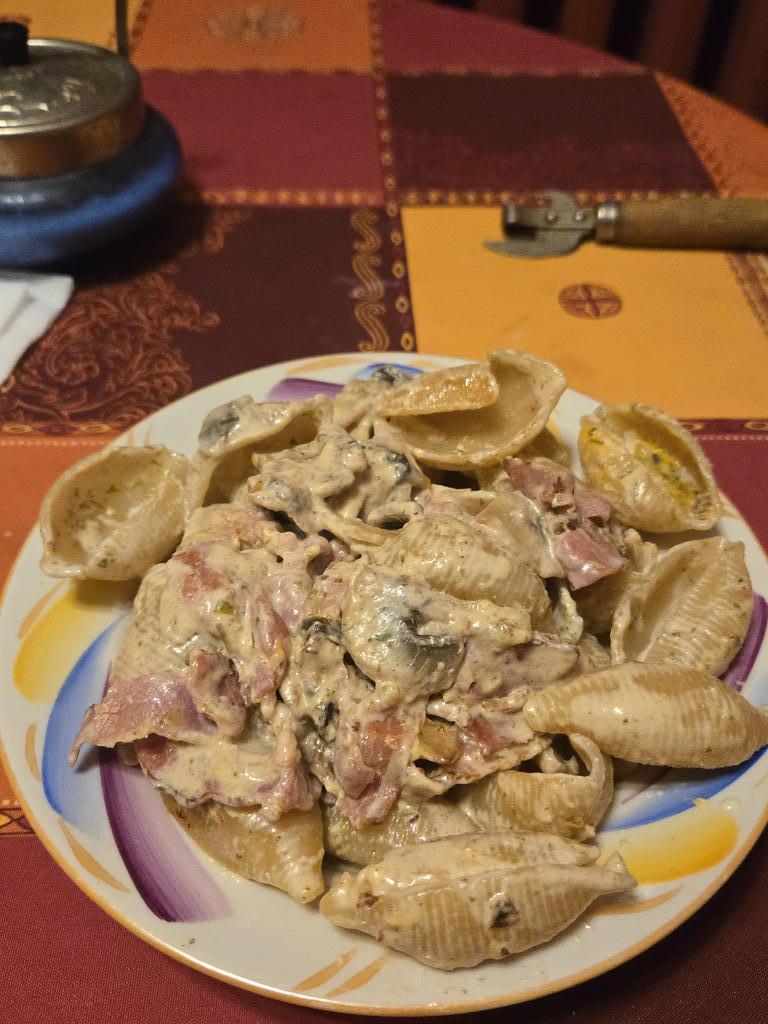 cornnflake tweet media