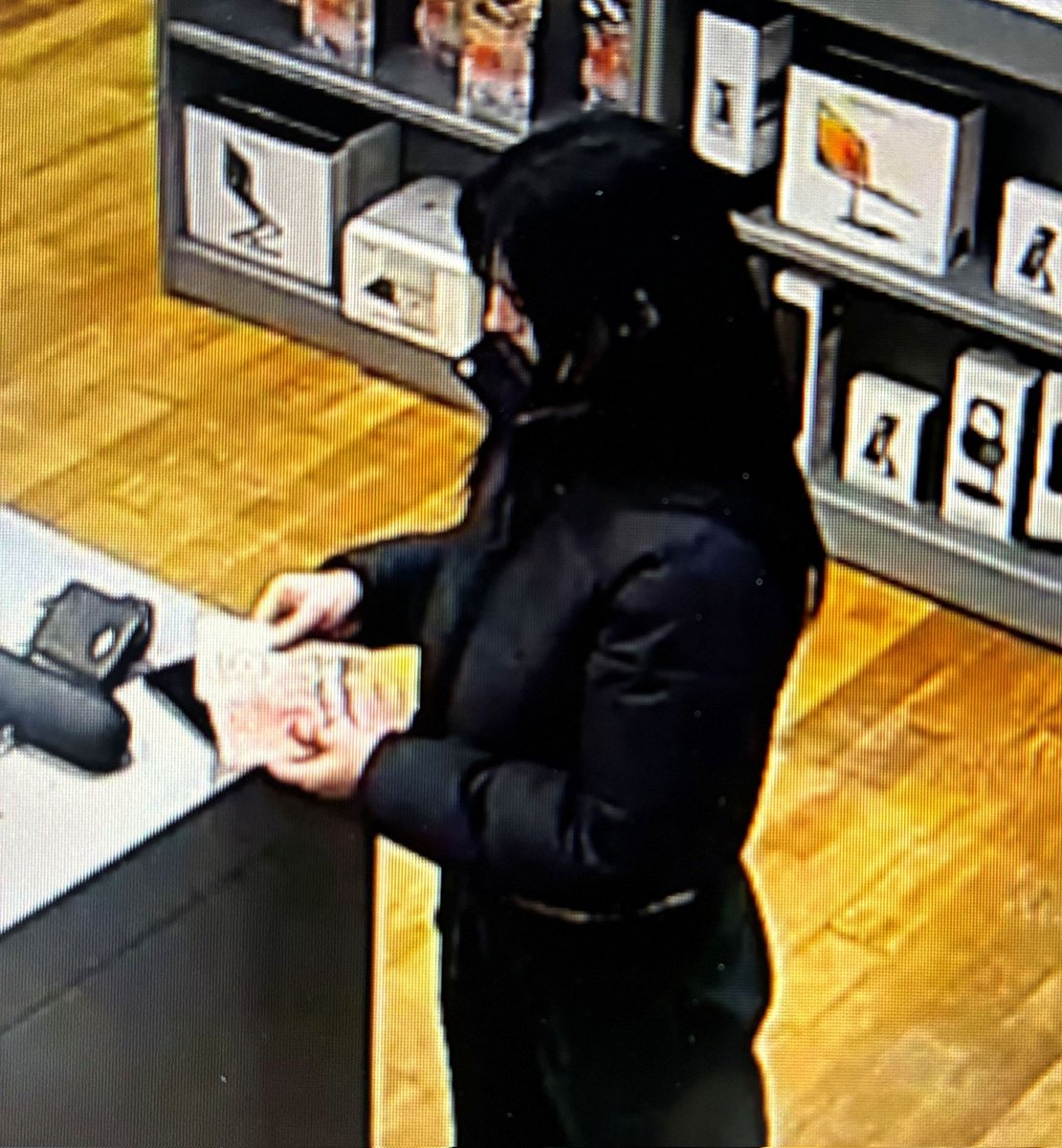 CSGWtips's tweet photo. We love a good photo shoot! 📸 #cheese
Know who is responsible for these #Guelph #frauds?
#SayItHere 1-800-222-TIPS https://t.co/GwESPDvBuF
Anonymous and confidential. If your info leads to an arrest, you may be eligible for a cash reward. https://t.co/Zs77AV8Vwf