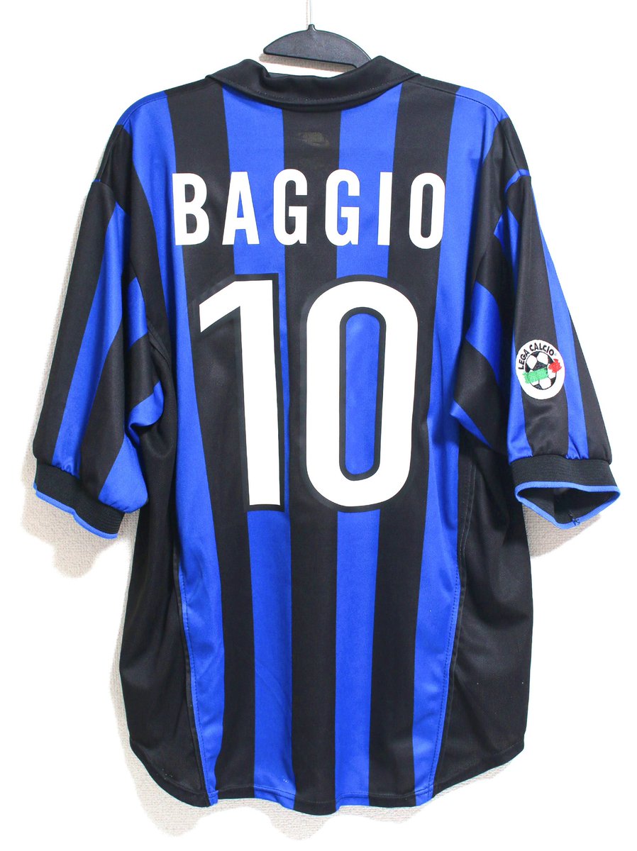 ロベルト・バッジョ選手 インテル98/99ユニフォーム。以前長袖をアップ