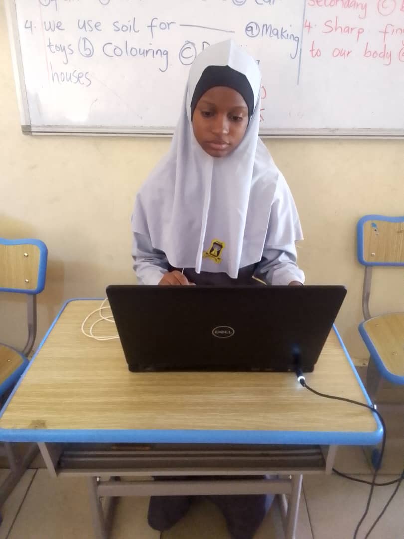 GirlsWhoHack tweet media