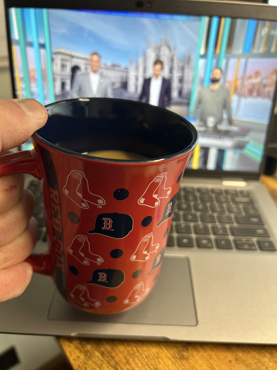 Day 12 #CoffeeHour. Work is flowing and so is #GoldZone