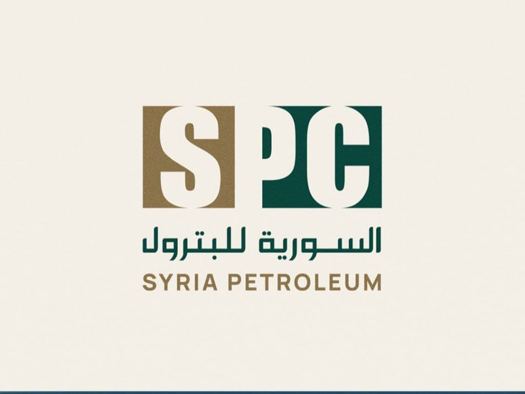 نقلاً عن الشركة السورية للبترول:

🛢️ تعزيزاً لاستقرار توريدات الغاز المنزلي (LPG)، نعمل على دعم الكميات المستوردة بشراء نحو 350 ألف طن تُنقل براً إلى سوريا، إضافة إلى التوريدات البحرية.

⚓️ اليوم تصل ناقلة غاز إلى الميناء لبدء تفريغ حمولتها، ما يسهم في رفد السوق المحلية وتعزيز