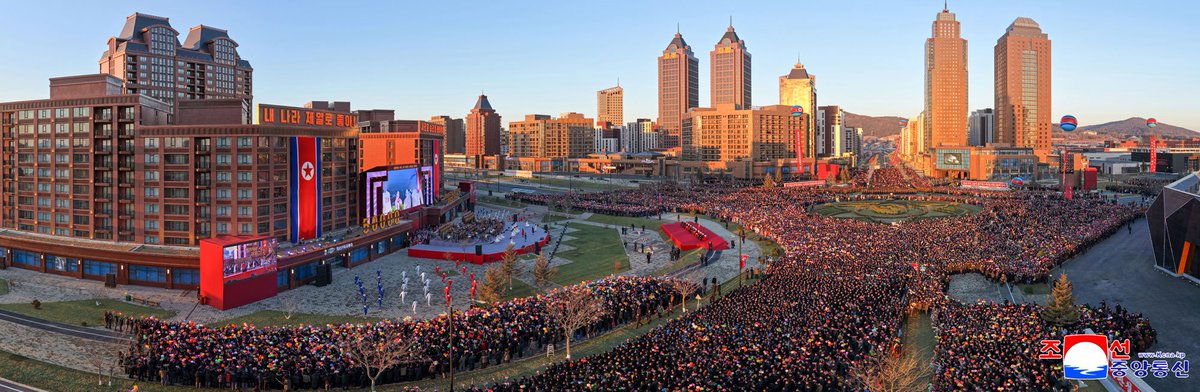 KFAintercomsec's tweet image. Inauguration act after finalizing the 4th area of Hwasong for 10.000 families.