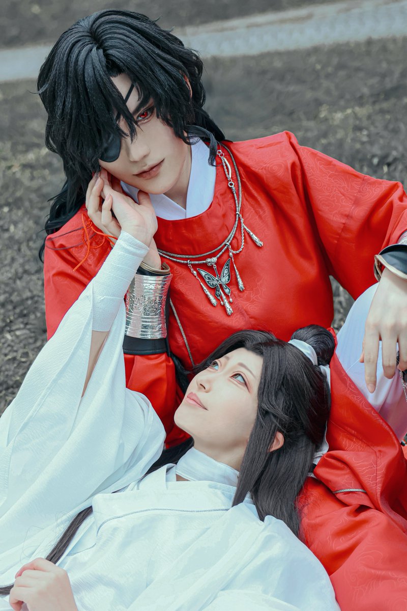 drdrbotti_cos's tweet image. cosplay #TGCF 
 
あなたのそばに。

―
謝怜:碧とるて
📸→chafee90(Inst@ jater3006)