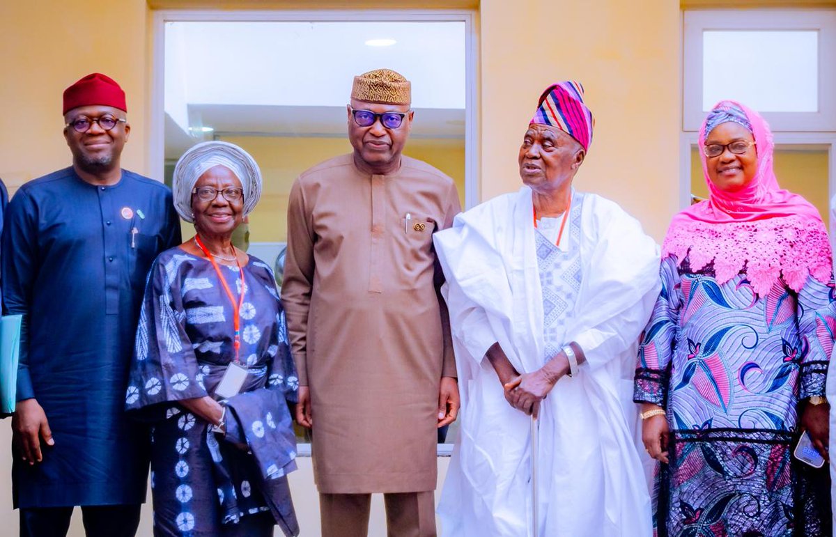 cpsekiti's tweet photo. Oyebanji hails President Tinubu on roads infrastructure in Ekiti

… As Afenifere reaffirms endorsement of President, Oyebanji for re-election

Ekiti State Governor, Mr Biodun Oyebanji has expressed his appreciation to President Bola Ahmed Tinubu for approving the construction and rehabilitation of some inter and intra-state federal road to boost the economy and general well-being of residents of the state.

Governor Oyebanji who stated this on Tuesday, when he received leaders of the Ekiti State chapter of the Pan-Yoruba socio-political organization, Afenifere led by its chairman, Elder Yemi Alade, in his to office, said Ekiti State in the last three and a half years has received more than what the President promised the State.

The Governor said the road projects, when completed, have the potentials to drive economic growth and development of the State and the Southwest region, as some of the road projects are linked to other states like Ondo and Osun.

The Governor spoke just as the Afenifere leaders re-affirmed their endorsement of President Tinubu and Governor Oyebanji for re-election, citing the purposeful leadership provided by the President and the Governor for their support.

Oyebanji who hailed the group for their support for President Tinubu, said he remained tankful to the President for fulfilling all his promises to the state, leading to an unprecedented infrastructure development in Ekiti.

“I also want to appreciate the President for his support for Ekiti, and I want to thank you for endorsing his re-election. Mr. President has fulfilled more than he promised us.

“As I speak now, Akure to Ado-Ekiti is now 35 minutes. He did it, and with his support, we completed the airport. With his support, we have rehabilitated the Ado-Iworoko–Ifaki federal road. He has also approved the construction of the road from Osun State border to Aramoko, the value of that contract is N153 billion because it's going to be concrete pavement.

“Mr President has also directed and approved reconstruction of Aramoko-Ijero-Ido road, as well as Omuo – Ikole –Ifaki road, very soon, I know that work is ongoing in ensuring that we are linked to Osogbo rail line so, when you cumulate all these things, he has done well for us. But, unfortunately, we still have some of our children, maybe because of ignorance or what they will eat, their actions still portray Ekiti as ungrateful people. We need to caution such people. I am not against politics but they shouldn’t play politics with facts.”

Speaking further, Governor Oyebanji described Afenifere as the custodian of Yoruba traditional values and culture, and thanked the Yoruba socio-cultural group for endorsing him and President Tinubu for second term. He promised to continue to deliver the best policies and programmes to further improvement the socio-economic lives of the people.

The Governor said: “On behalf of myself and Mr President, I thank you for the open endorsement, Because Afenifere is the custodian of our values, political values and our culture. So, for you to come out openly to say this is where they are, I do not take it for granted and I'm extremely grateful on behalf of myself and the President. The endorsement was based on facts you know, I'm aware that you went through all the projects and that is what separates Afenifere from other groups, you are meticulous, you are not partial and you say things the way it is.”

The Governor said further that he had been able to deliver on campaign promises to Ekiti people, adding that he would continue to champion the principle of party supremacy, which entails carrying the party along in some key decisions, especially on political appointments.

Earlier, the Chairman of the group, Elder Yemi Alad,  affirmed the endorsement of Governor Oyebanji saying the decision was premised on his unprecedented and monumental achievements aimed at repositioning the state for socio-economic development ...

https://t.co/bsKwgpGMDi