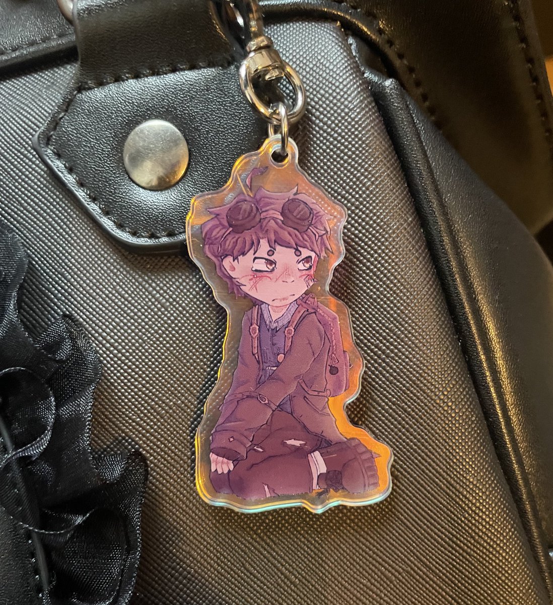 ivorithy's tweet photo. #wolfetwt i got my wylan keychain o)-( https://t.co/FePof1Rxu2