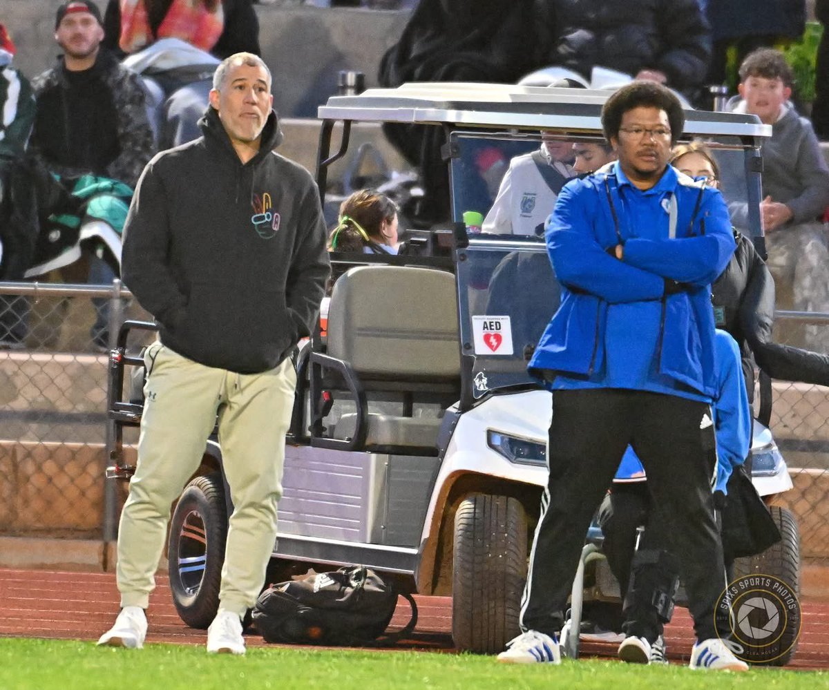mccaa4mayor's tweet photo. Huge congratulations to Head Coach Ortega, Assistant Coach (Deputy Chief) Lewis, and the entire Buena Girls Soccer team on their 1st round victory over Canyon Del Oro! The temperature may have been COLD, but the intensity on that field was absolutely electric! Keep that momentum https://t.co/FNuOyew0IO