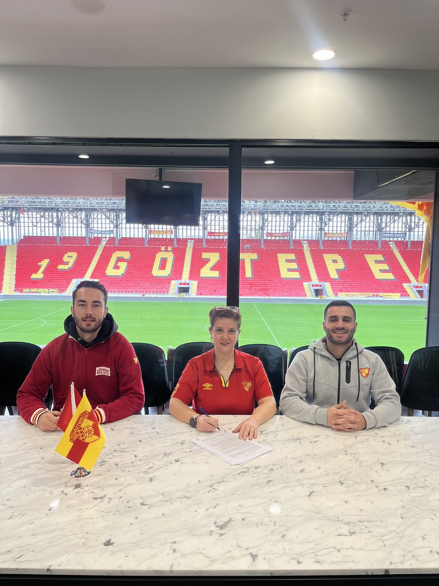 Futbol Okulları ailemizi büyütmenin mutluluğunu yaşıyoruz. Türkiye’nin her yerinde Göztepe’nin geleceğini inşaa ediyoruz. Aramıza hoş geldin Özdere!

📍Özdere Orta Mahalle Halı Saha Tesisi
Menderes/İzmir

📞 0530 748 1925 - 0540 778 1925
#GöztepeFutbolOkulları #GöztepeninGeleceği