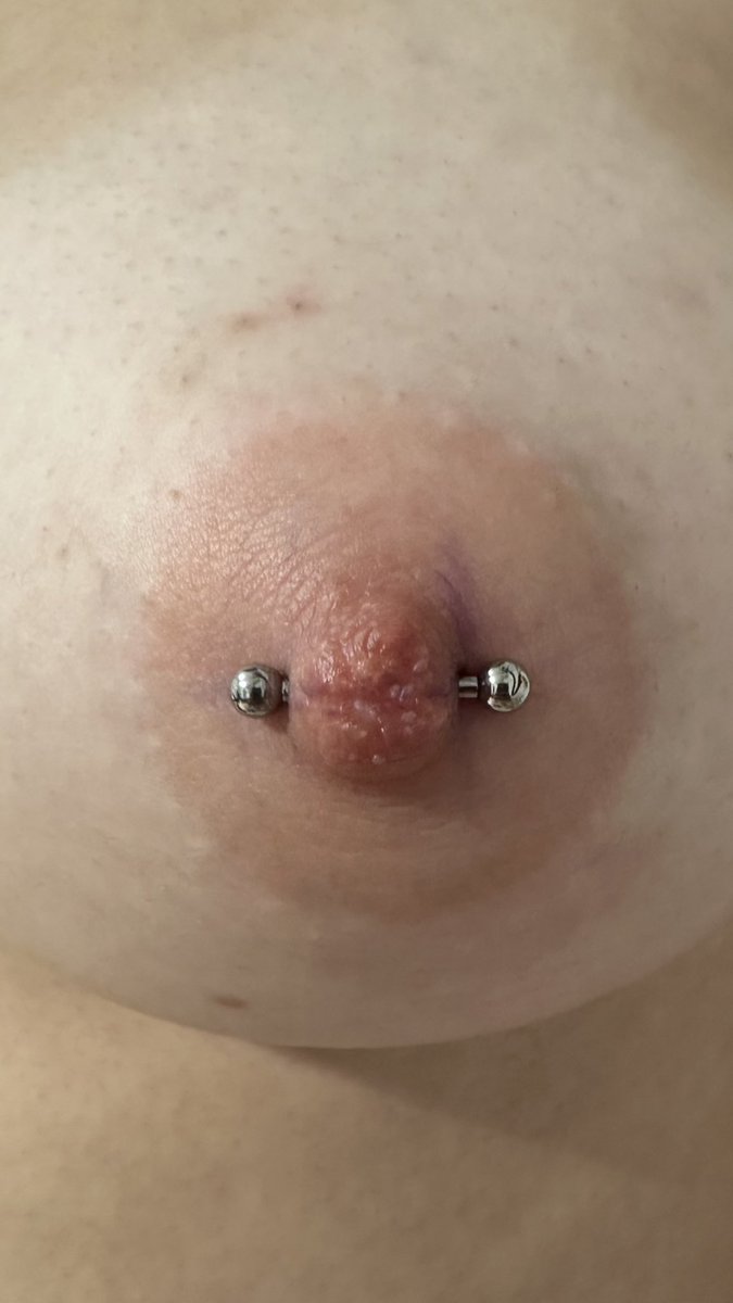 piercedbynatan's tweet photo. Nipple Piercing made with titanium jewelry 14g (1.6mm) DM ME for infos and bookings. #nipple #nipplepiercing #piercednipple #mamilo #piercingmamilo #mamilopiercing #piercings https://t.co/5VAj4wE0LI