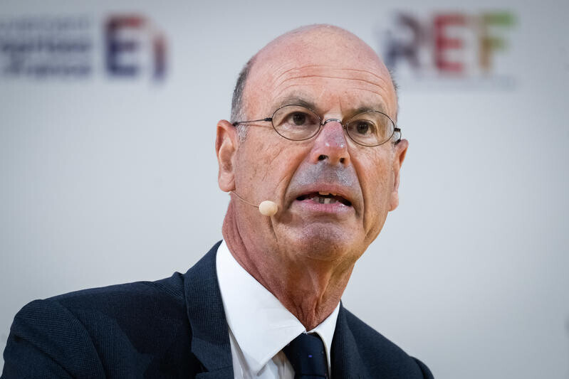 13 335 millionnaires ne payent aucun impôt sur le revenu : Éric Lombard (et toute la gauche) avaient raison depuis le début

➡️ l.humanite.fr/Ji7