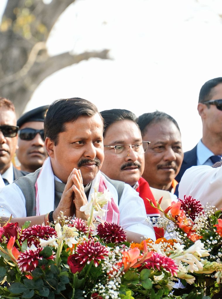 BankimDebnath15's tweet photo. BJP National President Shri @NitinNabin received a warm and enthusiastic welcome upon his arrival in Dibrugarh, Assam.

Glimpses. ⬆️ https://t.co/Kt4wXtQokW