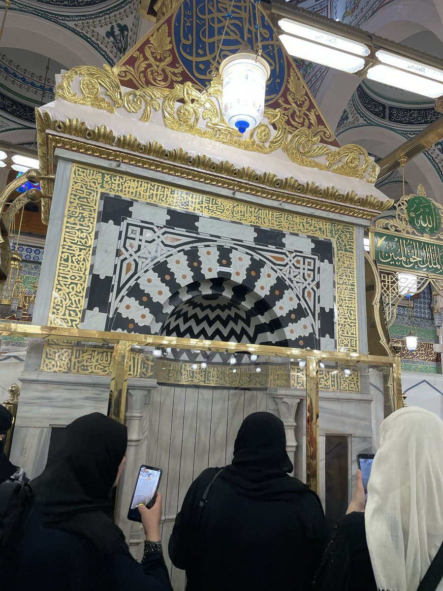 izegurll's tweet photo. Ramadan Kareem ☪️ https://t.co/ZzOKiYehy6