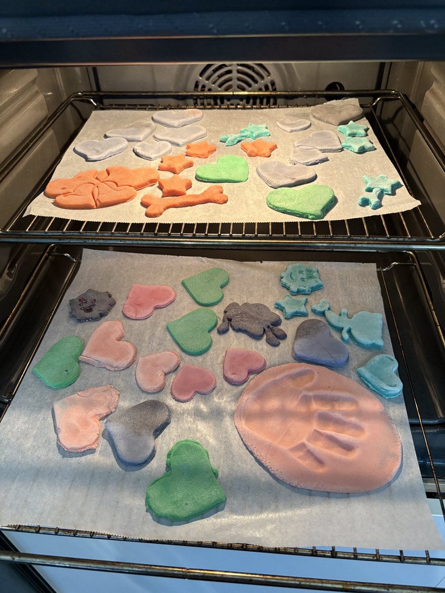 Pâte à sel aujourd’hui 😍 Ptite passion pour les cœurs 😇