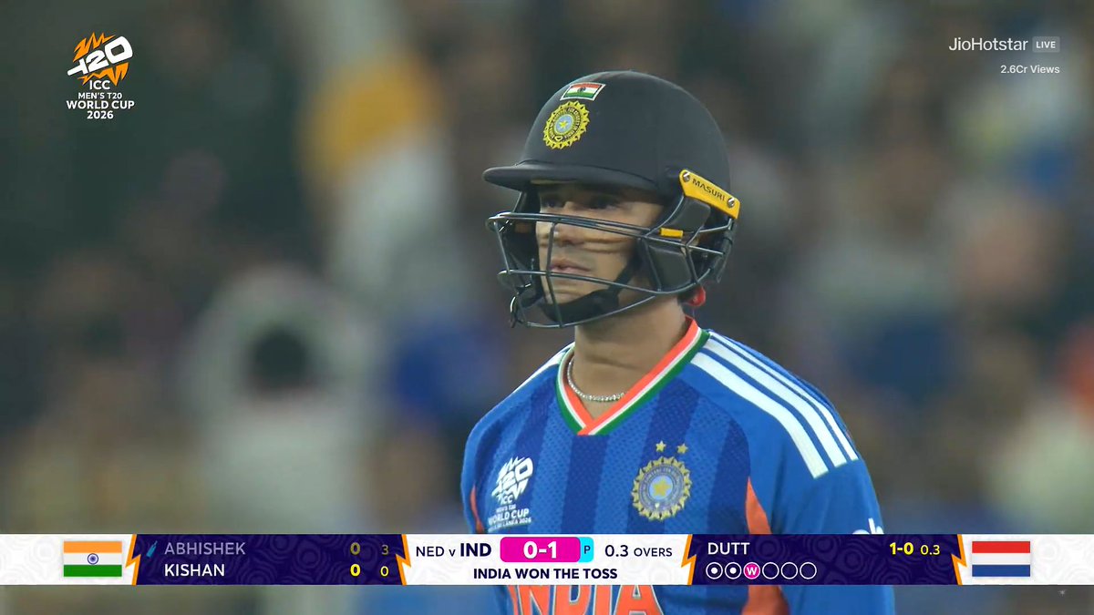 DigestivBiscute's tweet photo. 0(1) vs USA.
0(5) vs PAK.
0(3) vs NED.

THREE CONSECUTIVE DUCK FOR ABHISHEK SHARMA 🤯 https://t.co/NnjYWLDltS