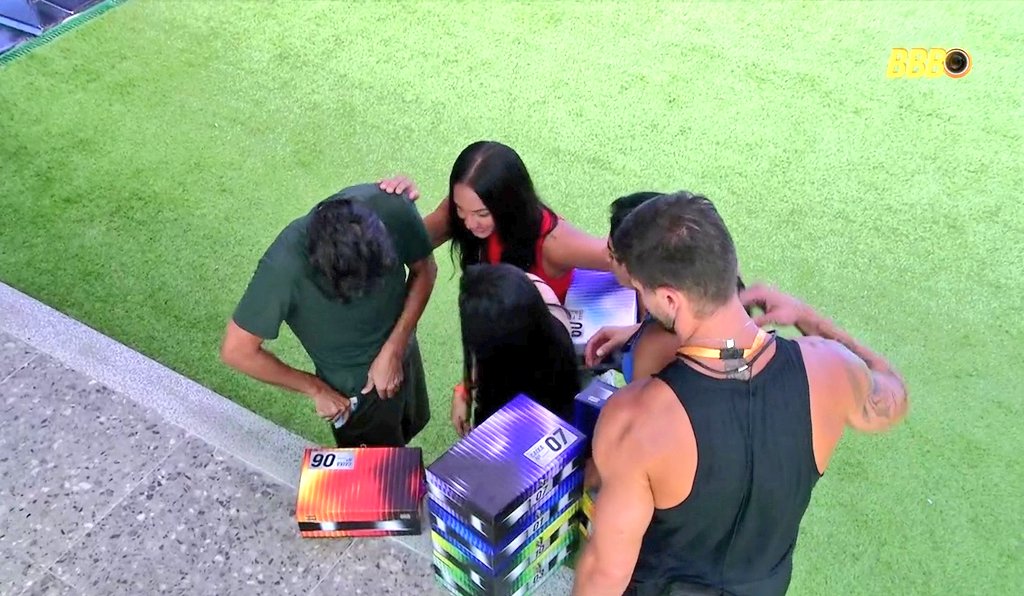 Que frescura desse povo...afff!!!
Enfia no toba, oxe!!! 🖕😒
#BBB #BBB26 #RedeBBB #RedeBBB26