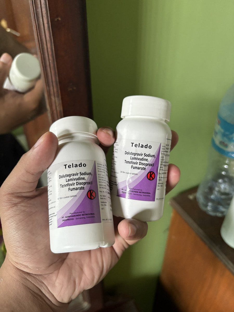 Ternyata udah 4 tahun aja. Tepat hari ini. Tanpa denial langsung ambil obat demi hidup yang lebih baik🤗 Yok jangan takut buat ngecek. Mas zhou bisa sejauh ini, dan masi ada yg lebih jauh dari mas zhou dan sehat2 aja🫂 ada yang samaan? Udah berapa lama? Hihihi