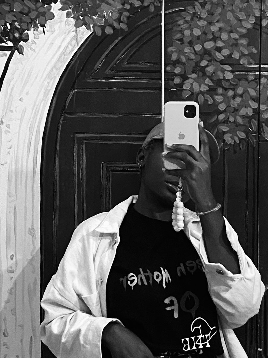 IYAWO THINNA BODI 👅👸 tweet media