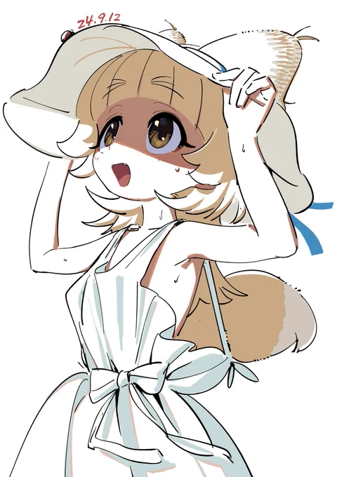 白ワンピ(ほぼエプロン)