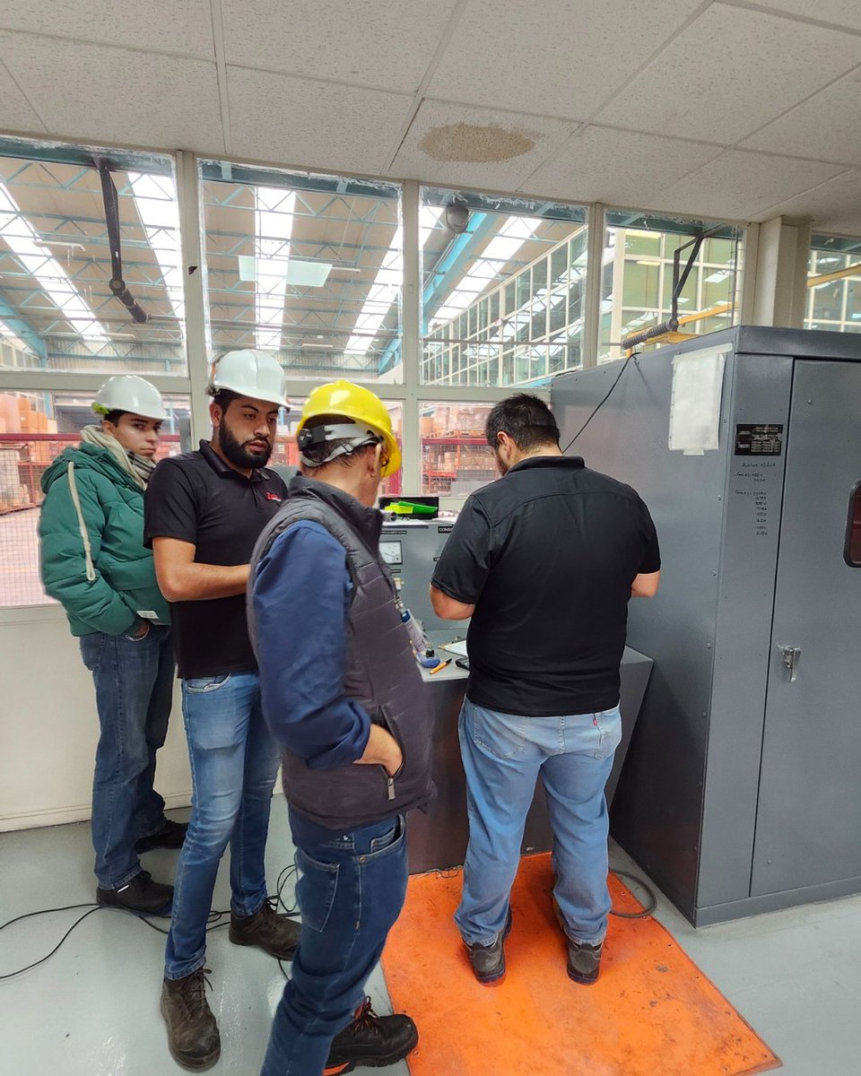 pwrsystemsgroup's tweet image. “Good enough” isn’t our standard.

Our recent factory visit = hands-on oversight:
🔧 Identifying issues early
🤝 Working with engineers
⏱ Keeping timelines on track

We manage the entire lifecycle — not just the order.
#PowersystemsGroup #FactoryInspection #BootsOnTheGround