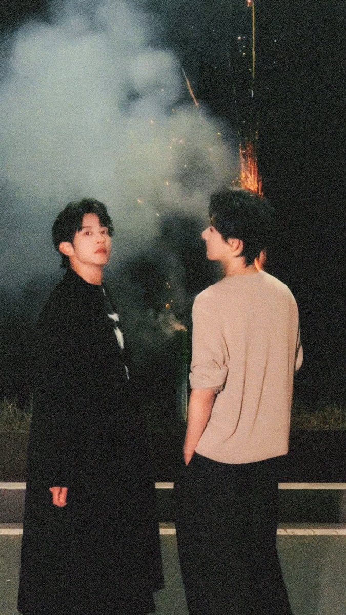 “You are each other’s true love and forever safe place.” 💖🏡💫

#JiangHeng #LiPeiEn #JiangLi