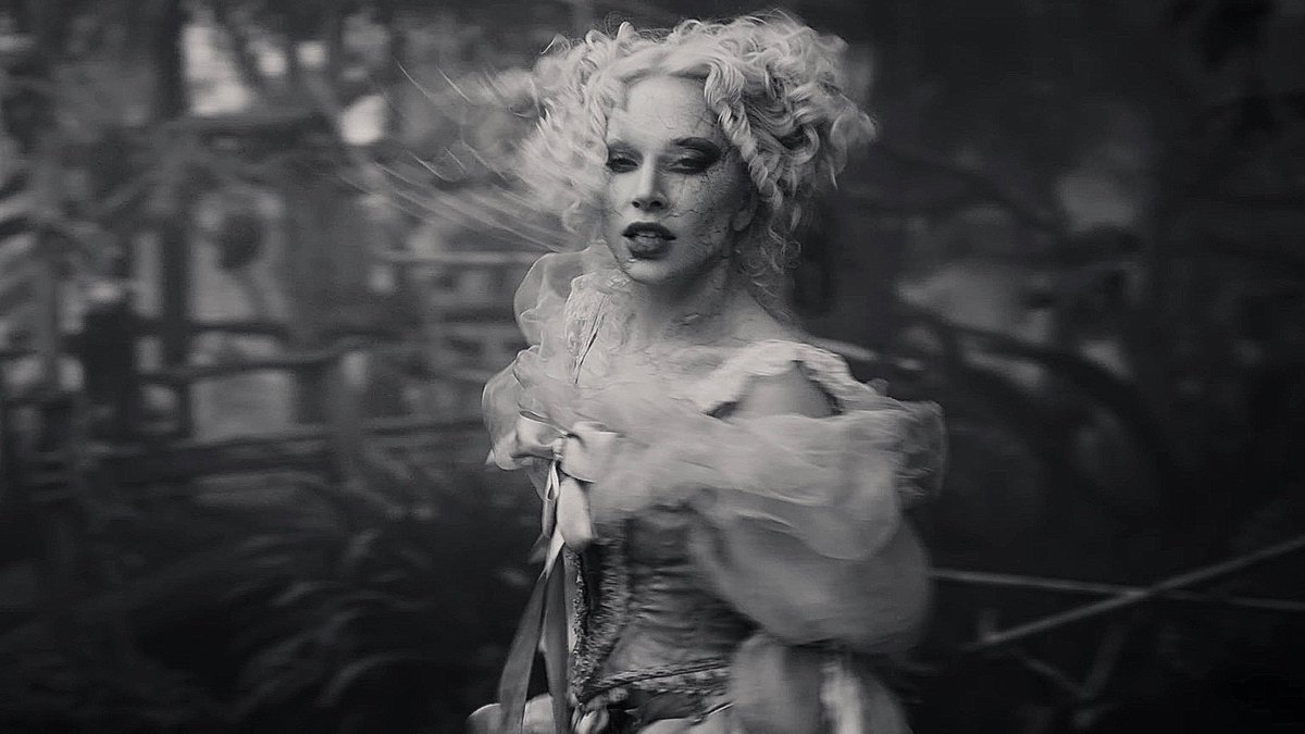 SpotifyGaga tweet media