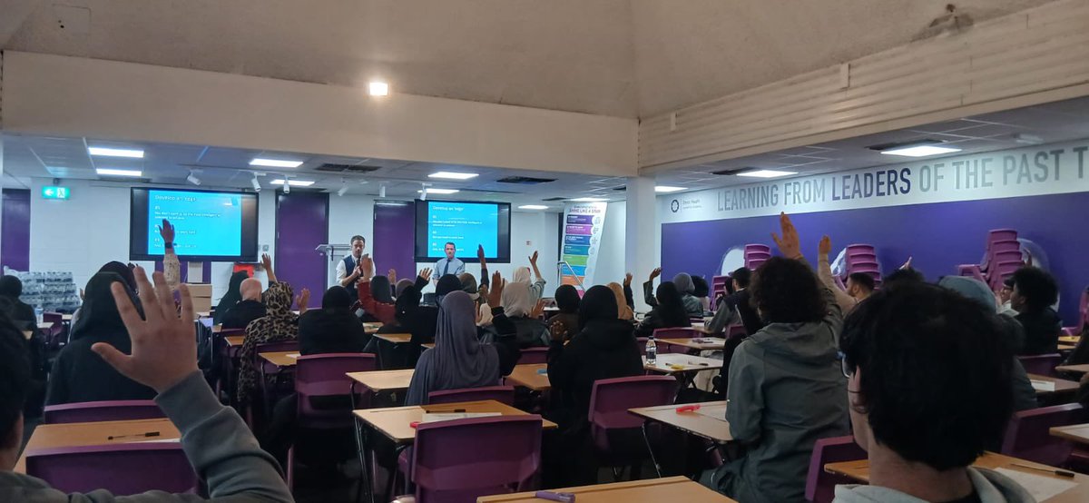 Small Heath Leadership Academy tweet media