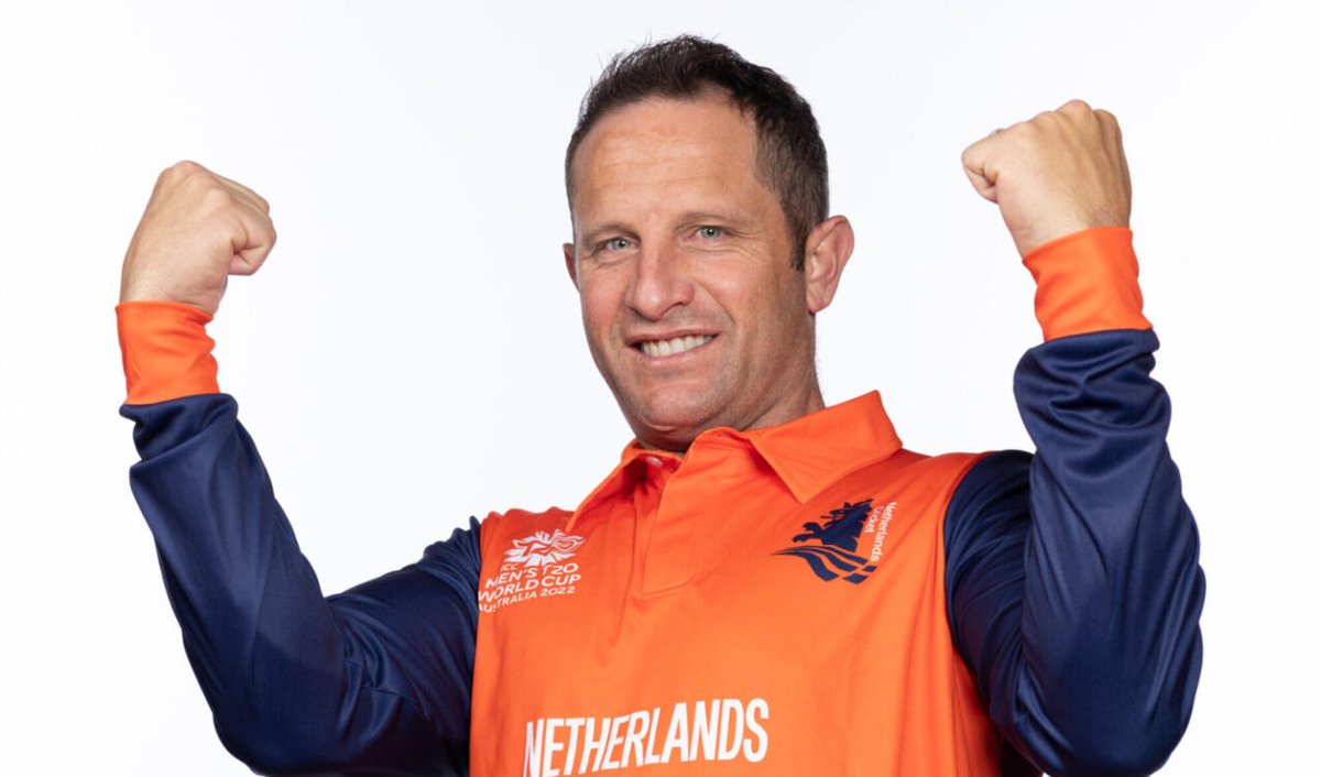 Rajiv1841's tweet image. I am watching this guy since the time, I started watching cricket &amp;amp; he is still taking those unreal catches😭♥️