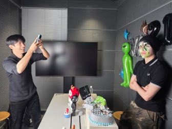 이거 패드 배경화면 하고싶당